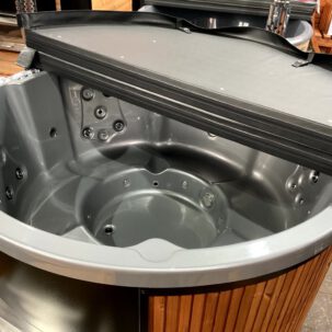 Hot Tub Acryl 200cm INT ohne Stufe