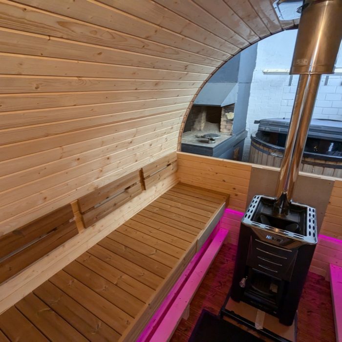 fasssauna-300m-x-237m-fichte-panoramascheibe-terrasse-24