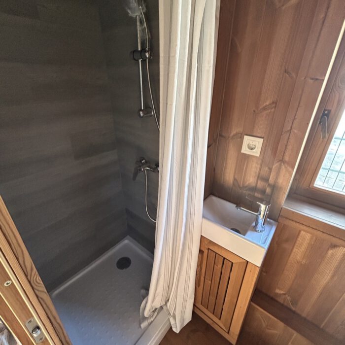 mini-chalet-50m-bad-kuche-schlafen-19