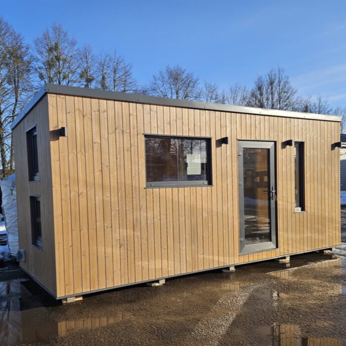 mini-chalet-60m-6-etagenbetten-02